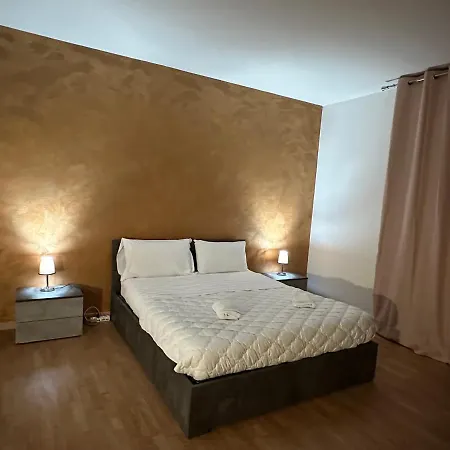 Guest house Leone D'oro 2 - Milano Street *