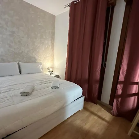 Guest house Leone D'oro 2 - Milano Street